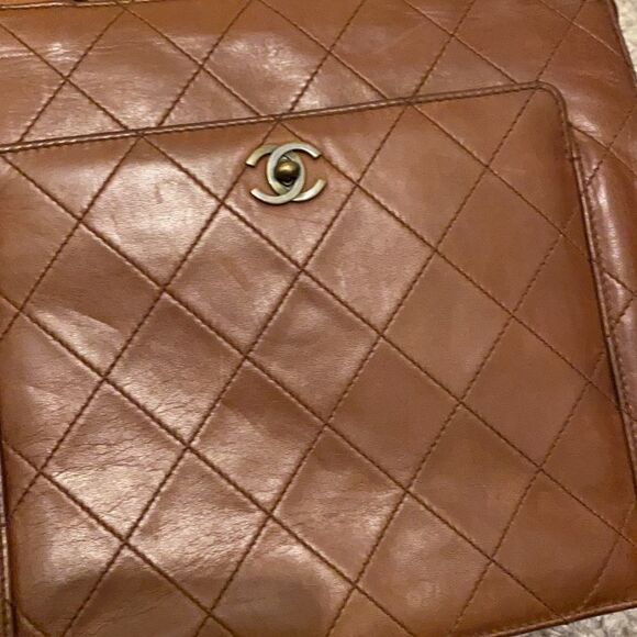 Chanel Vintage brown tote bag . - Picture 6 of 17